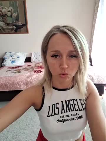 B_l_o_n_d_i_n_k_a Cam Show Recorded 2025-05-08