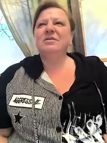 Jusichka Cam Show Recorded 2025-05-08