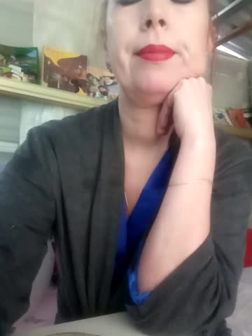 BlueHOT-MILf Cam Show Recorded 2025-05-08
