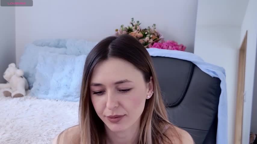 Sophie_Enzo Cam Show Recorded 2025-05-08