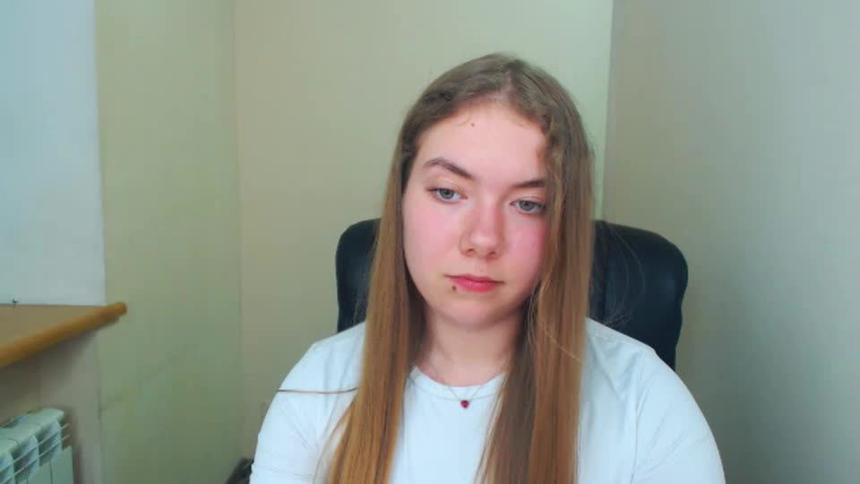 Zoey_deuttch Cam Show Recorded 2025-05-08