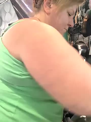 Jusichka Cam Show Recorded 2025-05-08