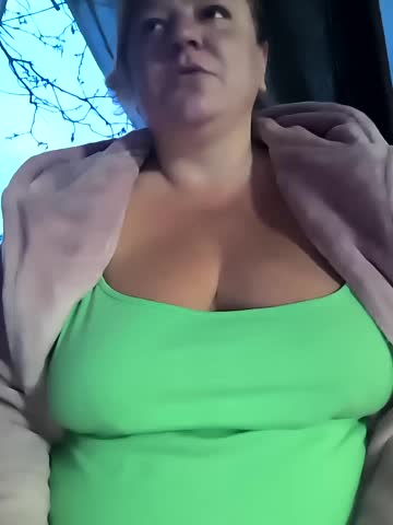 Jusichka Cam Show Recorded 2025-05-08