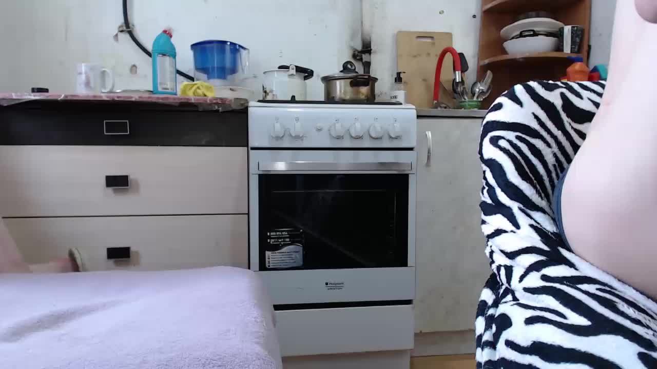 Milana_sexwife Cam Show Recorded 2025-05-08