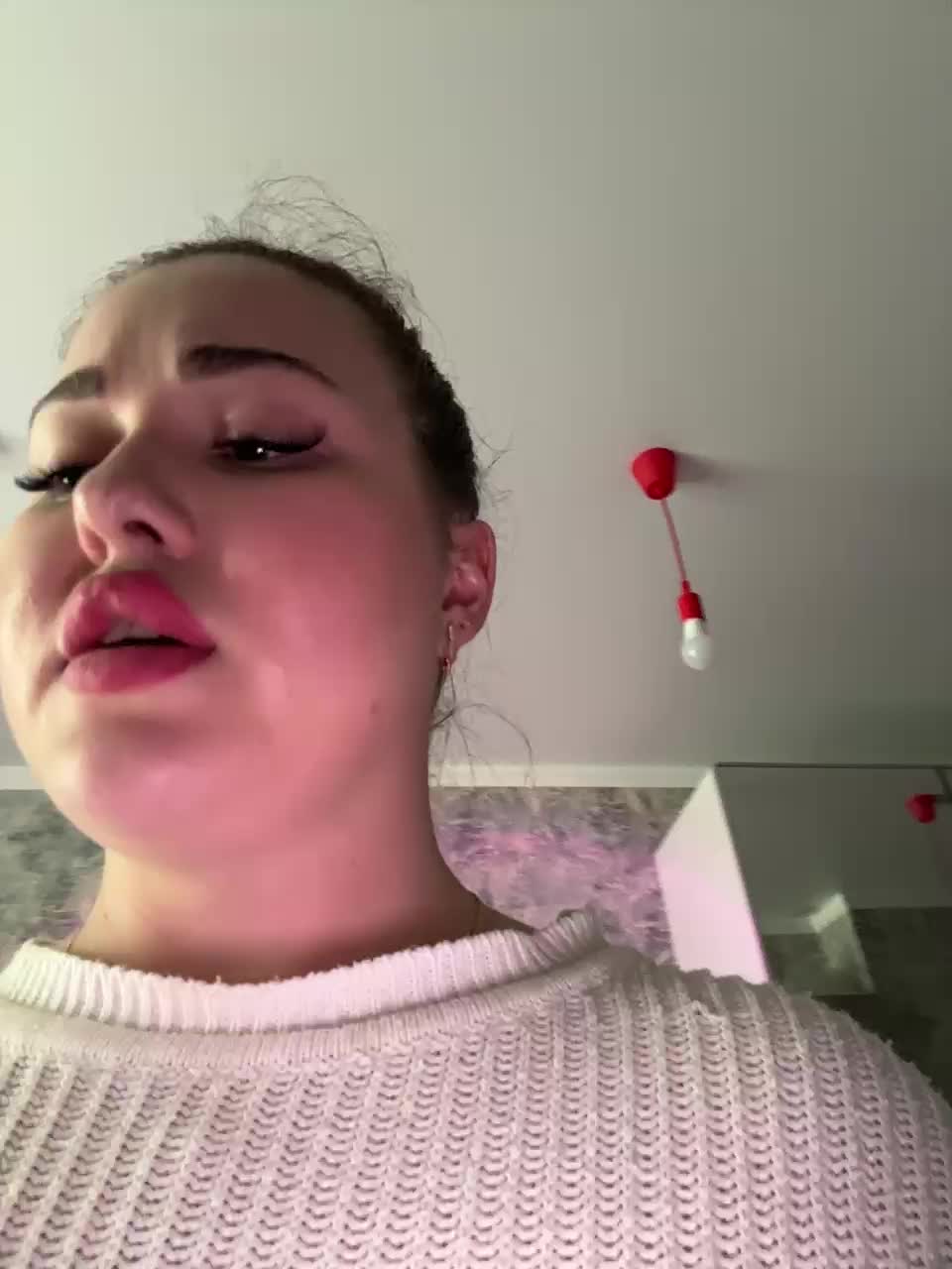 KateMiddleton Cam Show Recorded 2025-05-08