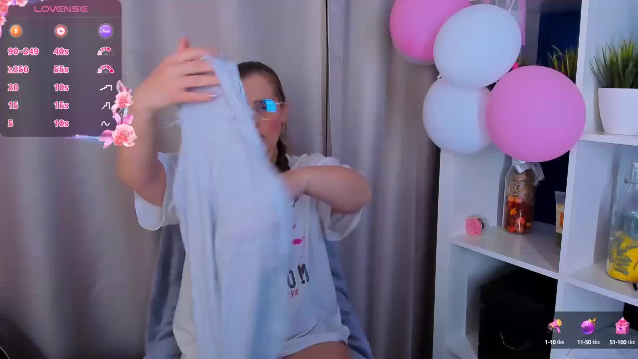 StacyCruuz Cam Show Recorded 2025-05-09
