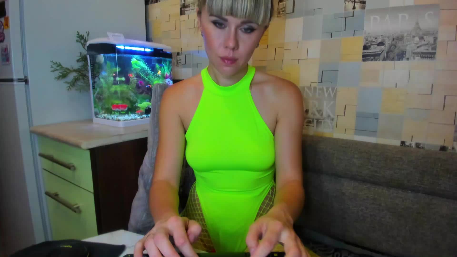 Vanilla_sexy Cam Show Recorded 2025-05-09