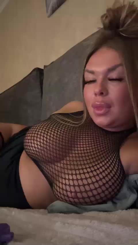 VictoriaFoxxx Cam Show Recorded 2025-05-09