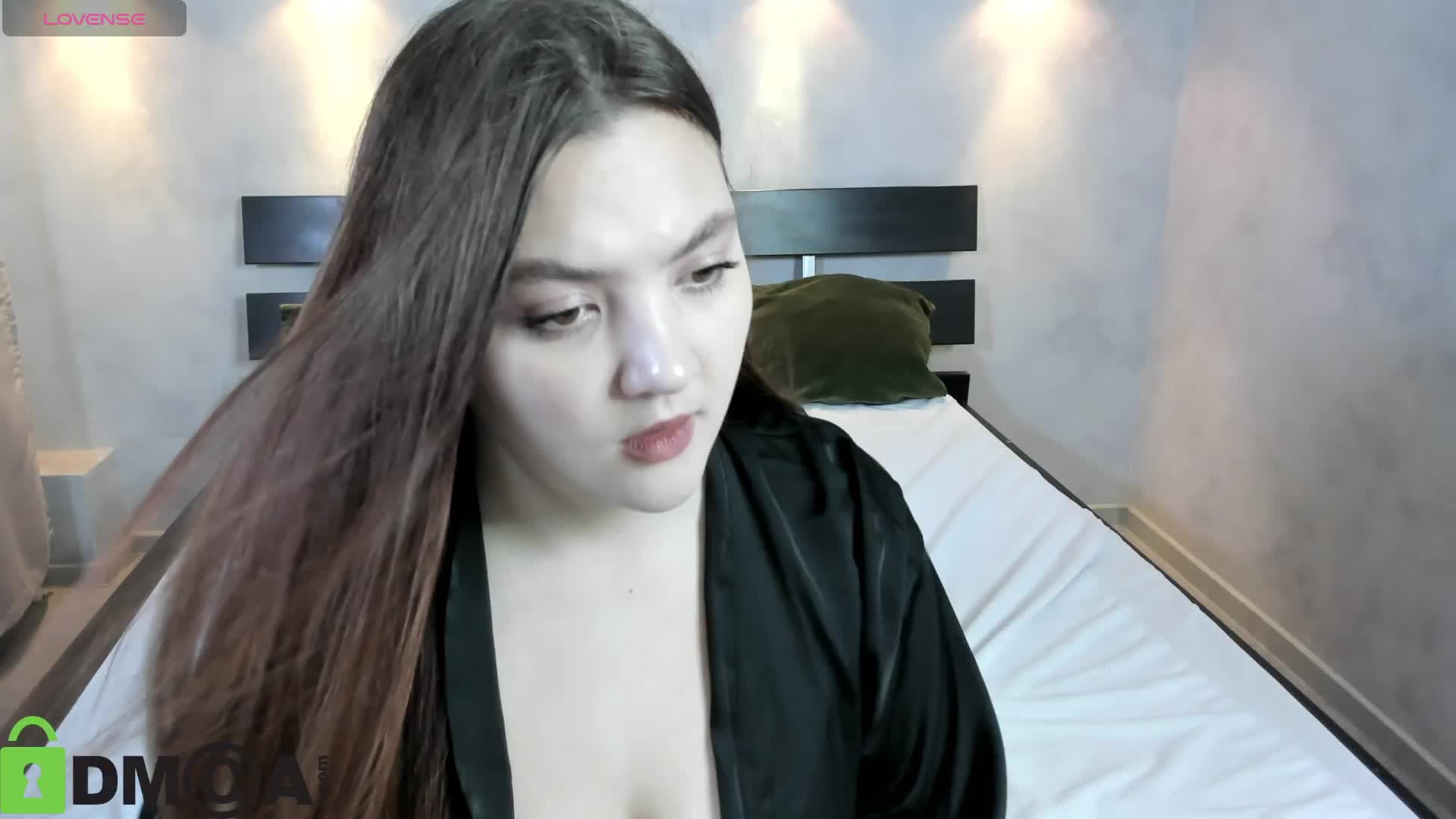 Nika-Mariss Cam Show Recorded 2025-05-09