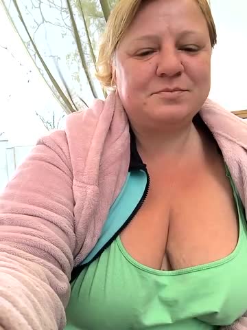 Jusichka Cam Show Recorded 2025-05-10