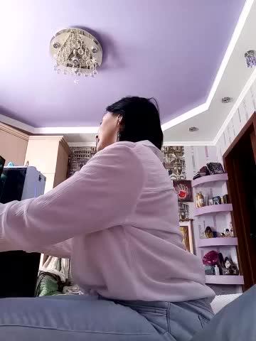 EmmaGiedi Cam Show Recorded 2025-05-10