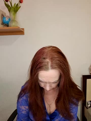 BlueHOT-MILf Cam Show Recorded 2025-05-10