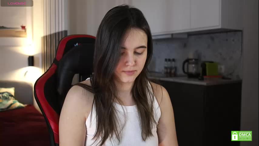 _whoareu_ Cam Show Recorded 2025-05-10