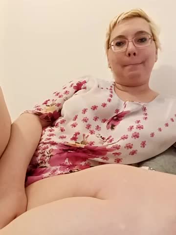 LeonaCrystal Cam Show Recorded 2025-05-10