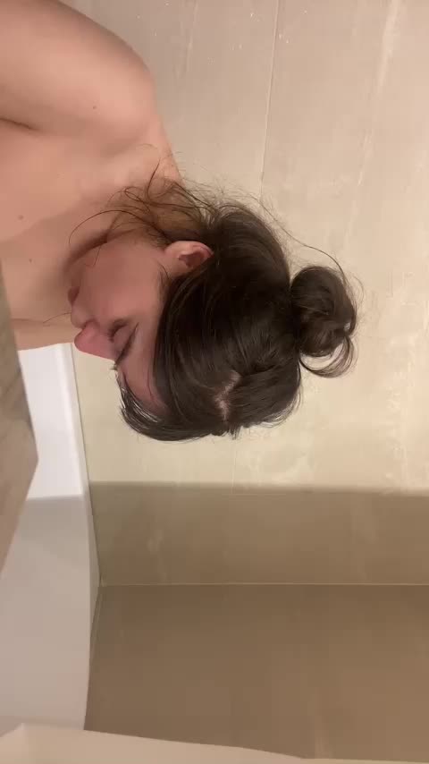 Sabrina_Bree Cam Show Recorded 2025-05-10