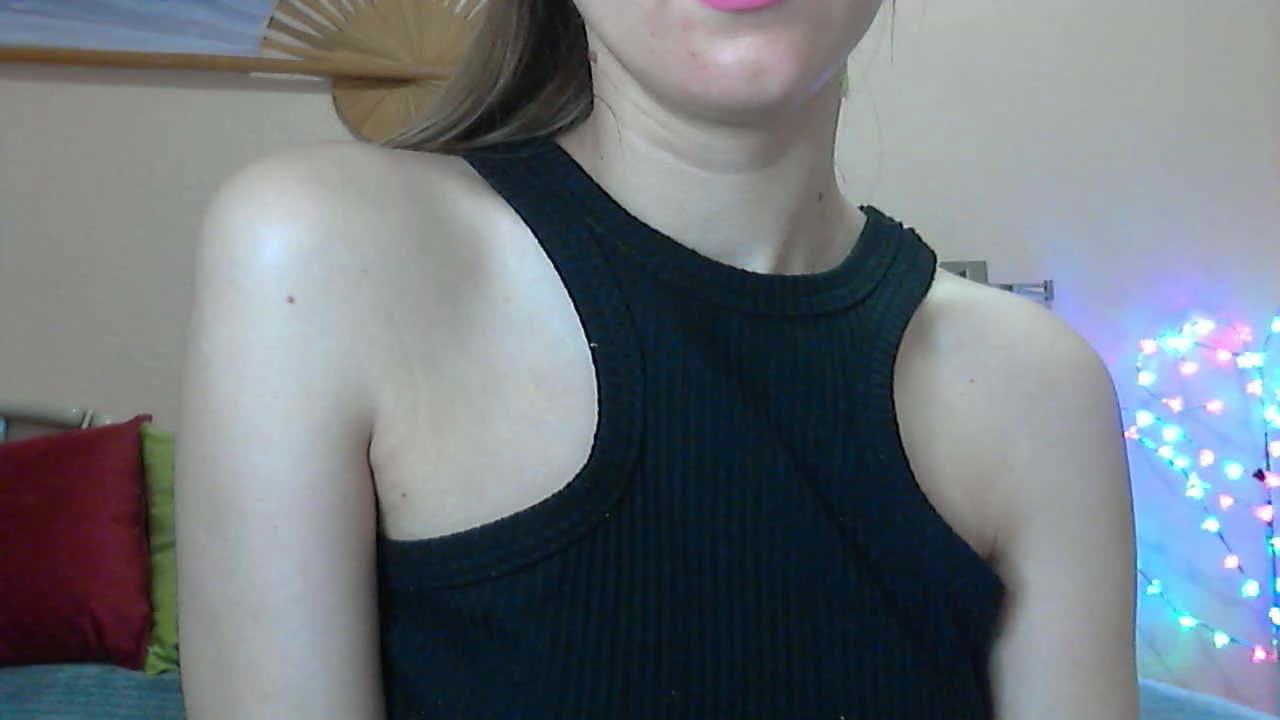 Lolakisss Cam Show Recorded 2025-05-10