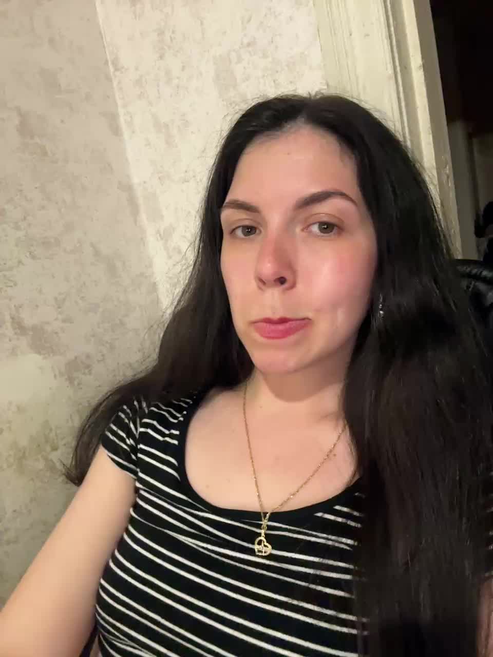 Vika19981 Cam Show Recorded 2025-05-10