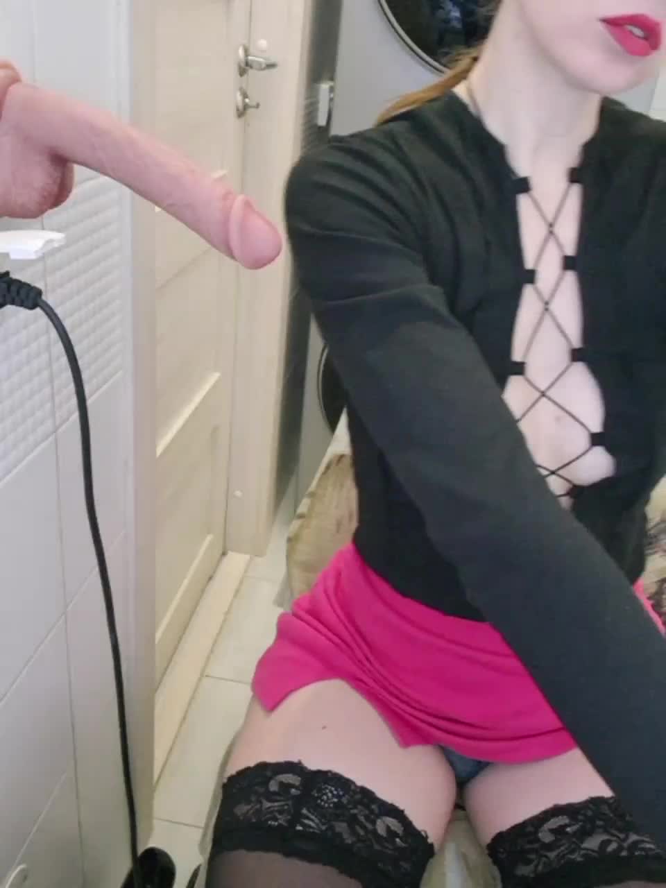 Dream-me-summer Cam Show Recorded 2025-05-10