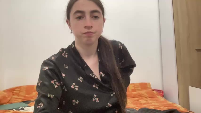 Iren_ferrari Cam Show Recorded 2025-05-11