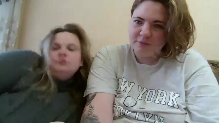 HollyXEva Cam Show Recorded 2025-05-11