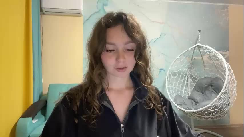 Smiling_riddle Cam Show Recorded 2025-05-11