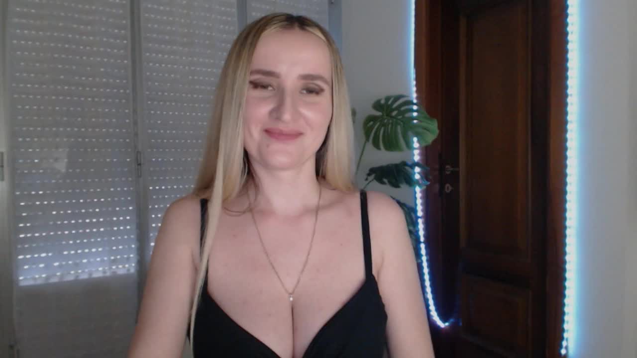 Alina-Lovely Cam Show Recorded 2025-05-11