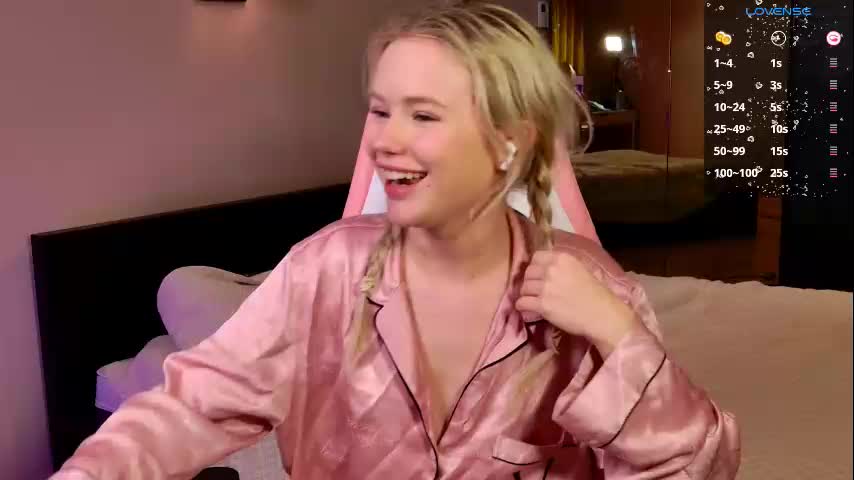 Aleksalore Cam Show Recorded 2025-05-11
