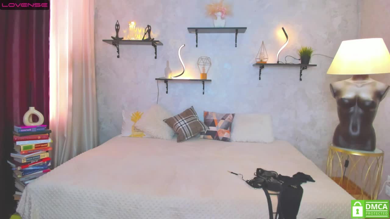 Bianka-strip Cam Show Recorded 2025-05-11