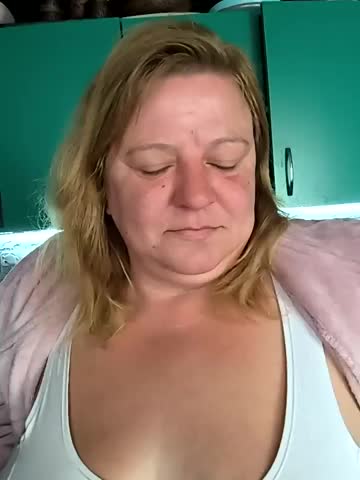 Jusichka Cam Show Recorded 2025-05-11