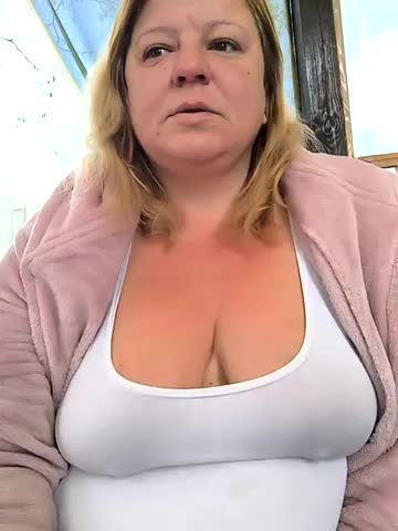 Jusichka Cam Show Recorded 2025-05-11