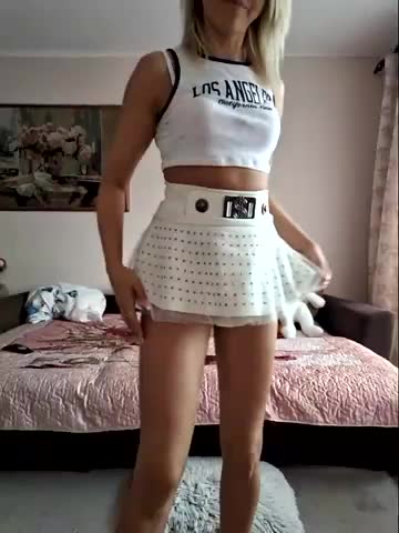 B_l_o_n_d_i_n_k_a Cam Show Recorded 2025-05-11