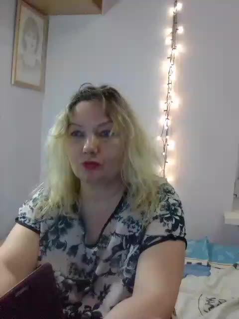 LucyAlexis Cam Show Recorded 2025-05-11