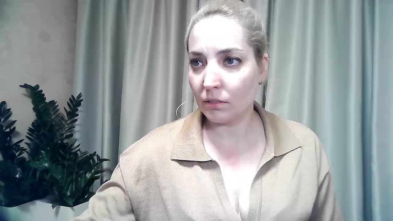Mariska-kiska Cam Show Recorded 2025-05-11