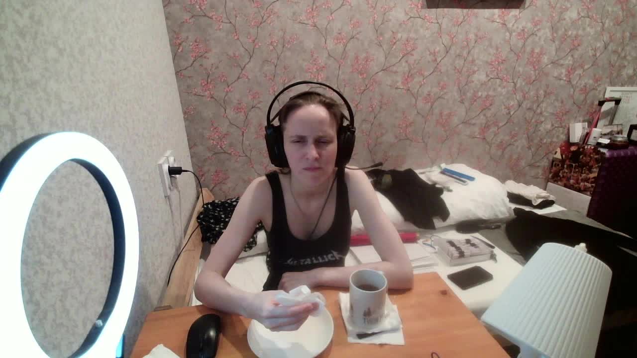Magretta_Dering Cam Show Recorded 2025-05-11
