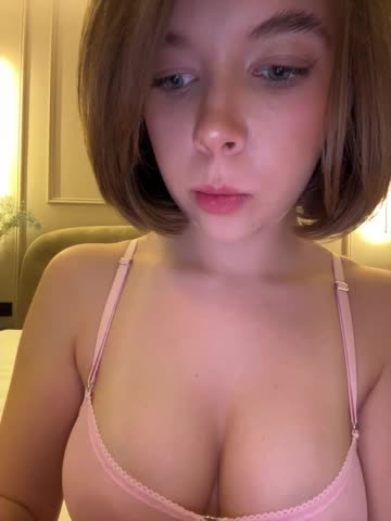 -Alessandra Cam Show Recorded 2025-05-11