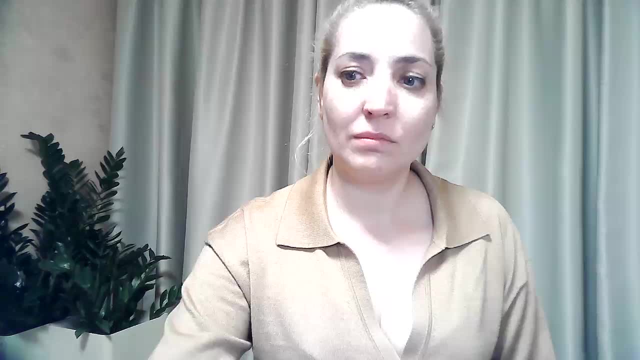 Mariska-kiska Cam Show Recorded 2025-05-11