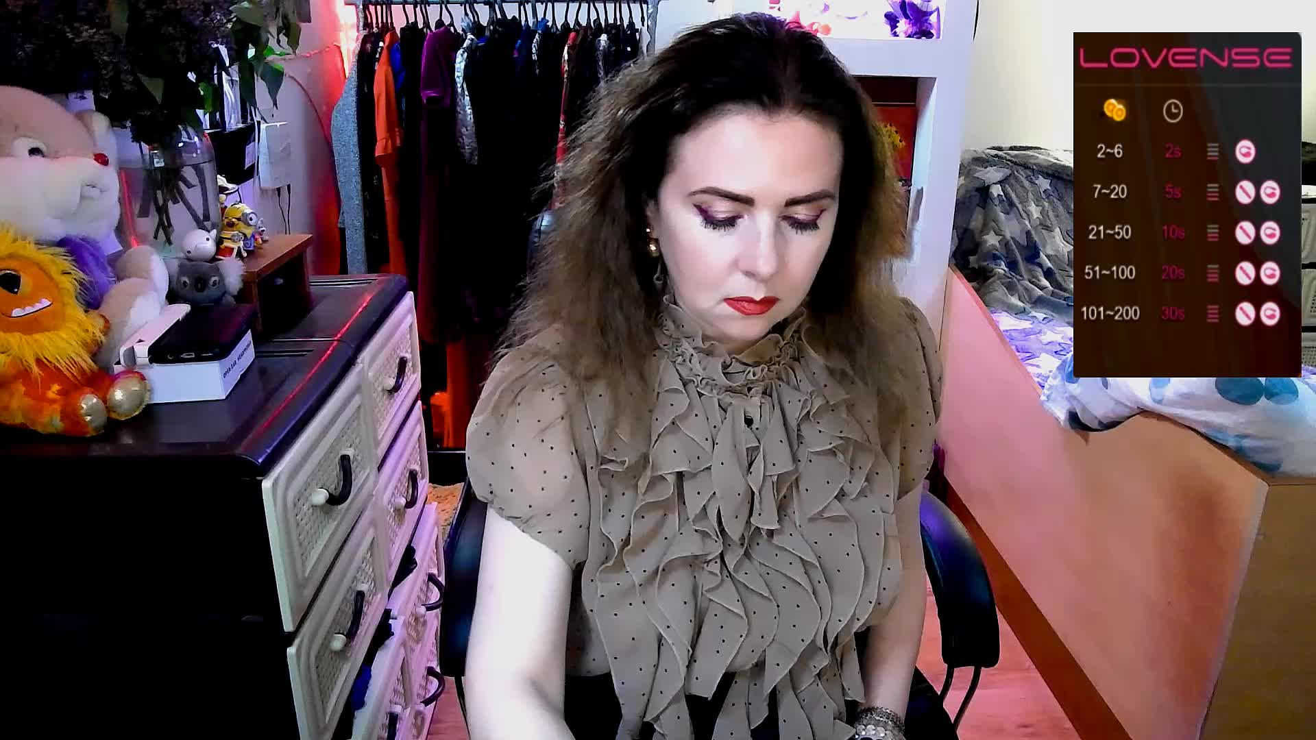Delicecatmyau Cam Show Recorded 2025-05-11