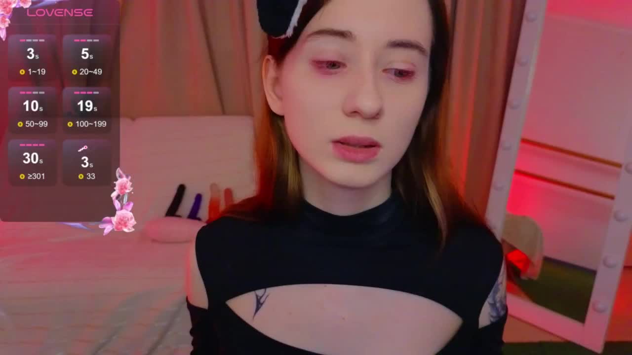 DarkLola Cam Show Recorded 2025-05-12