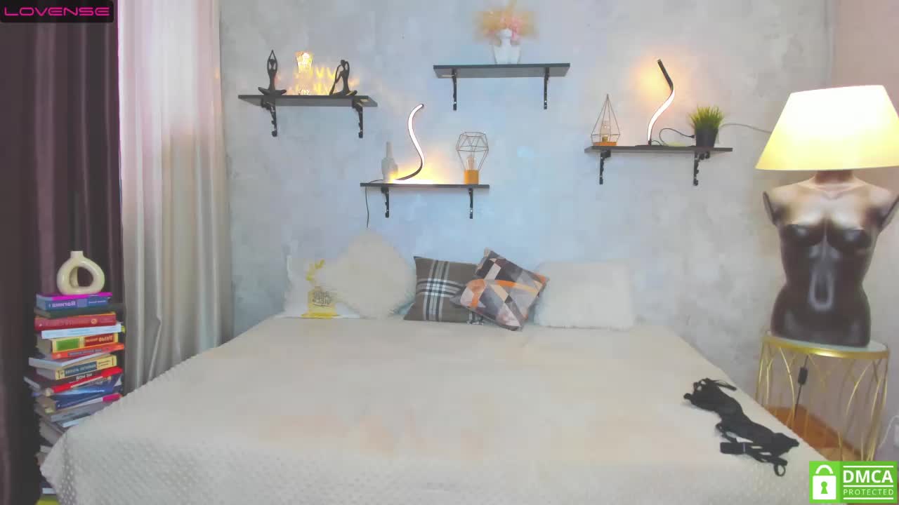 Bianka-strip Cam Show Recorded 2025-05-12