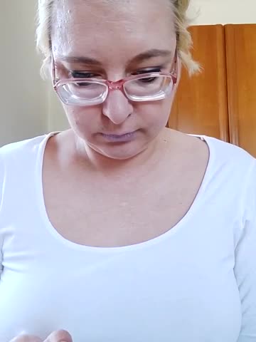 LeonaCrystal Cam Show Recorded 2025-05-12