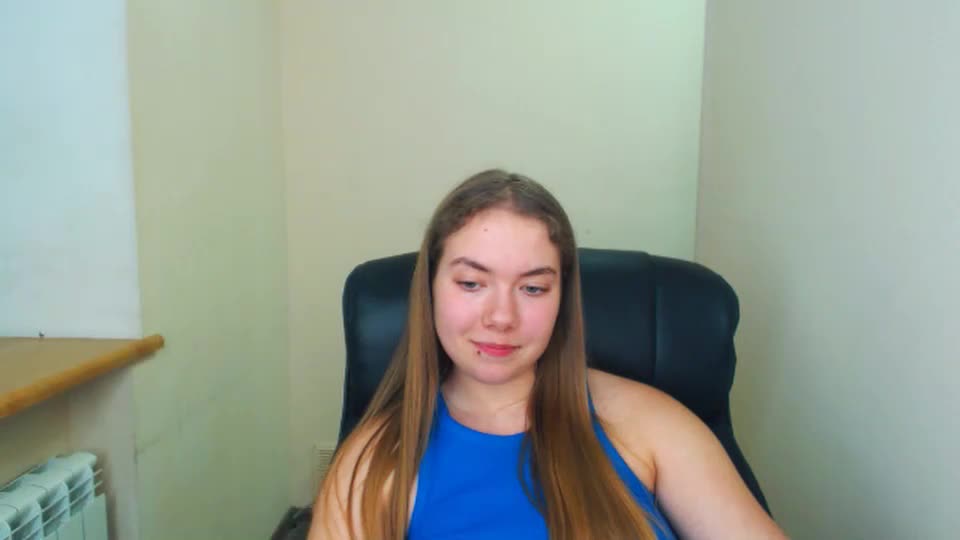 Zoey_deuttch Cam Show Recorded 2025-05-12