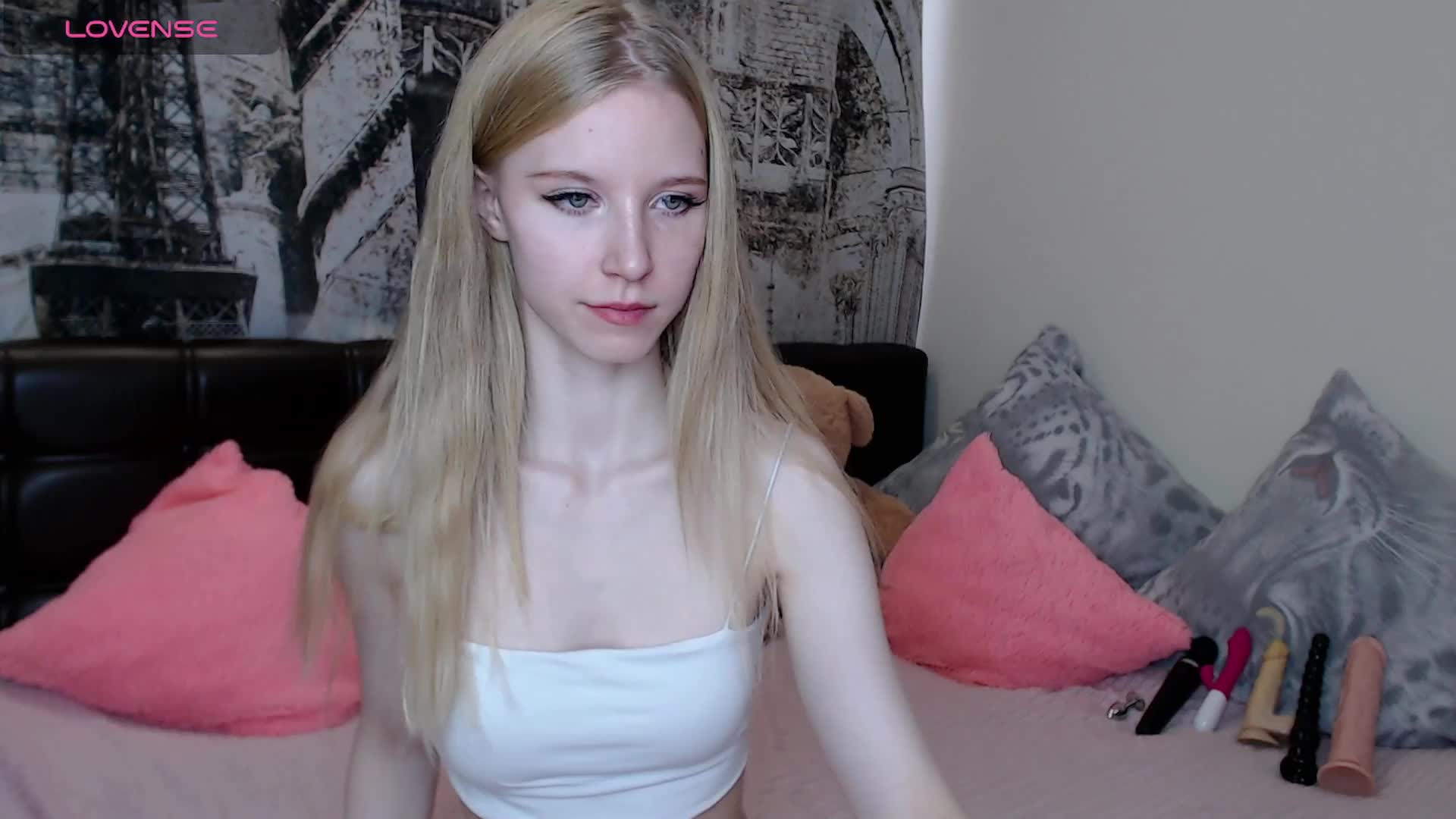 Cutieblondegirl Cam Show Recorded 2025-05-13
