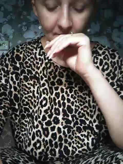 Zarevna Cam Show Recorded 2025-05-13