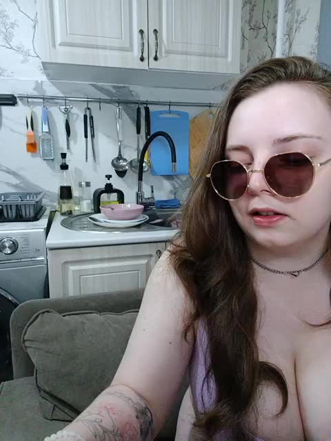 Red-rooms Cam Show Recorded 2025-05-13