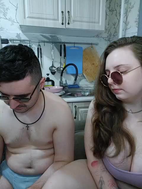 Red-rooms Cam Show Recorded 2025-05-13