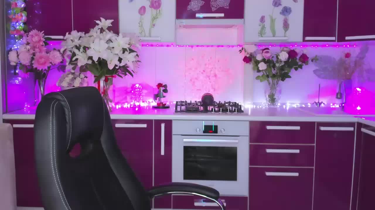 Olivija2020 Cam Show Recorded 2025-05-13