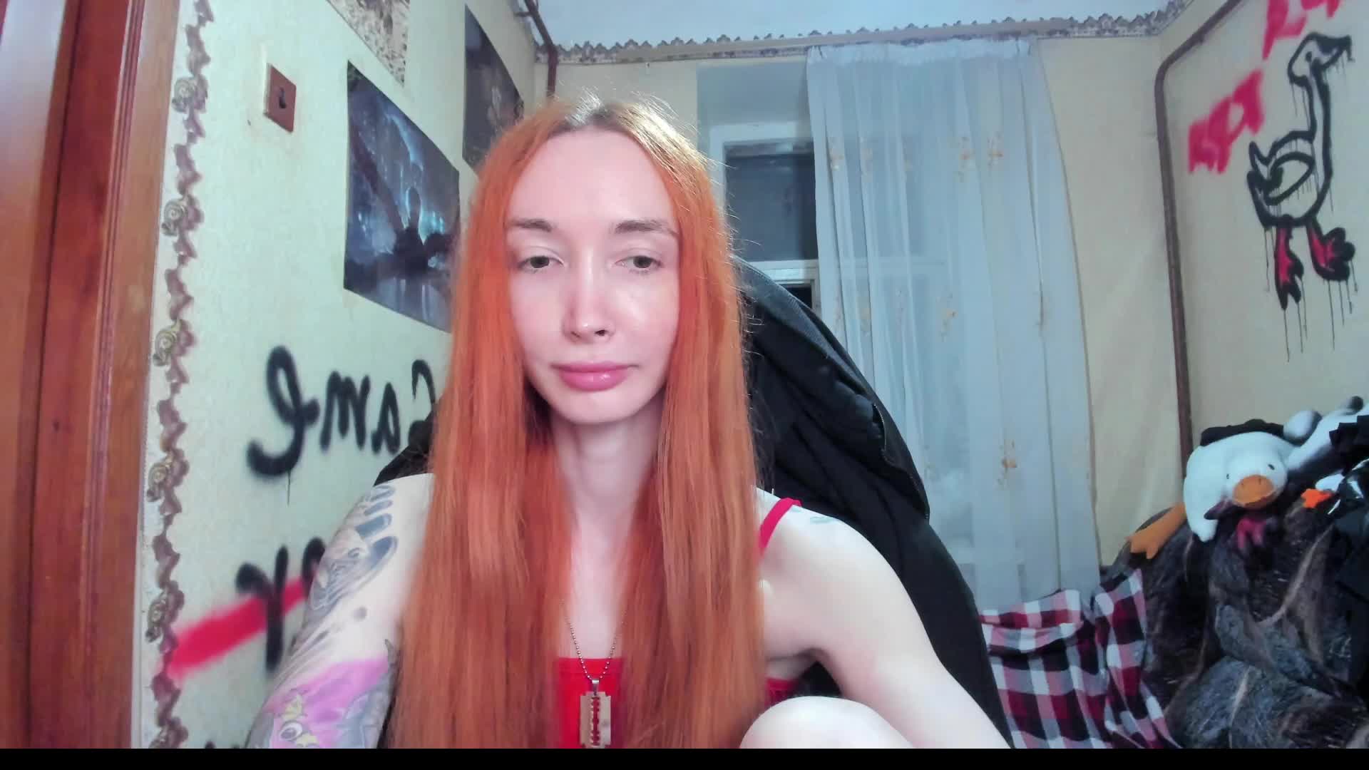 Roxy-Sun Cam Show Recorded 2025-05-13