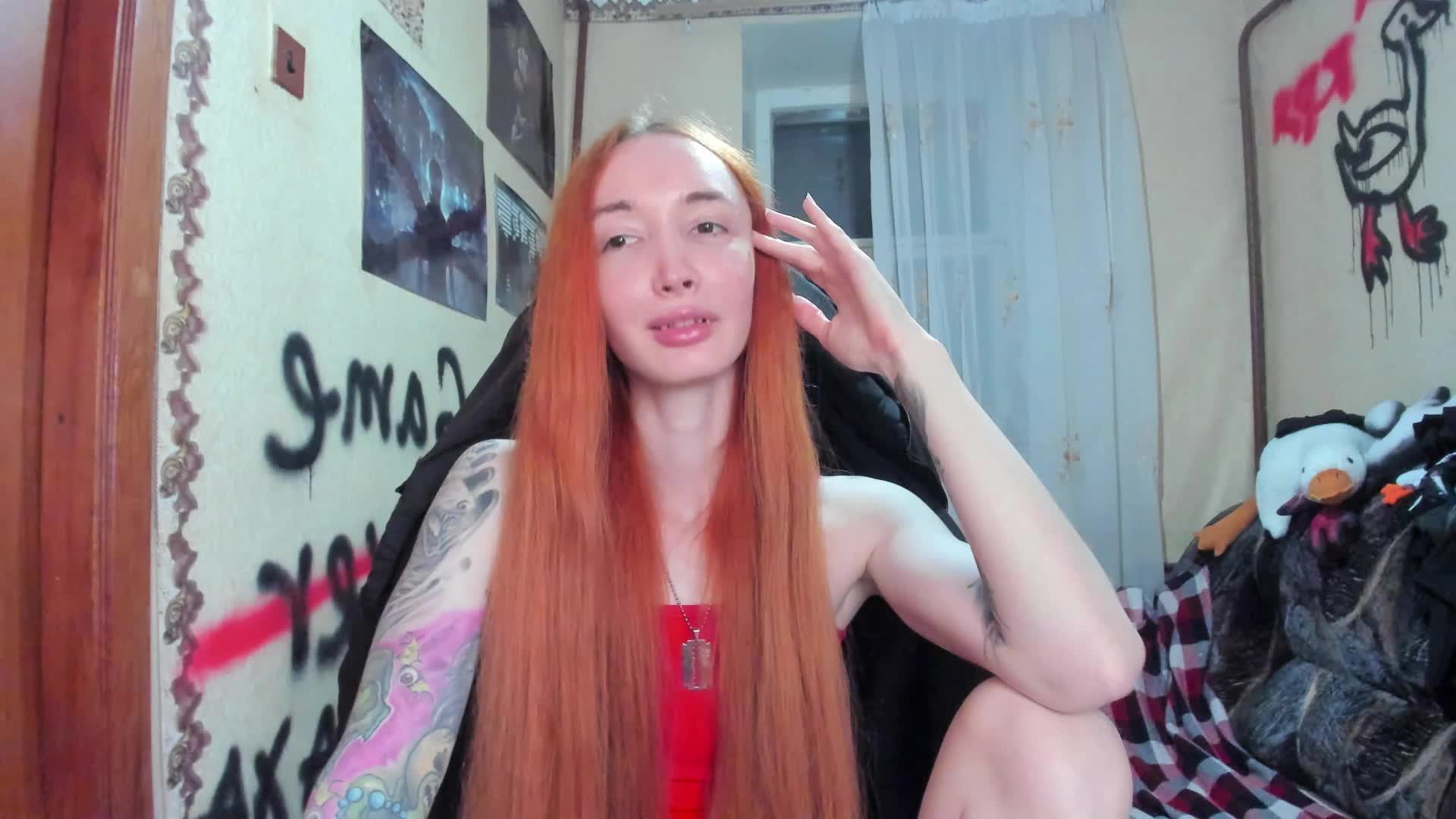 Roxy-Sun Cam Show Recorded 2025-05-13