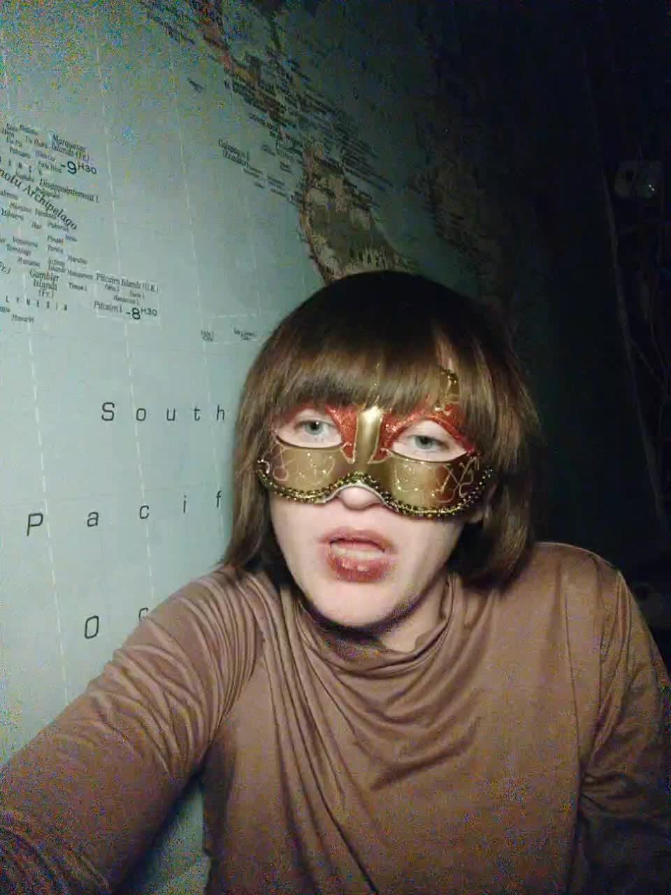 Lea7neco Cam Show Recorded 2025-05-13