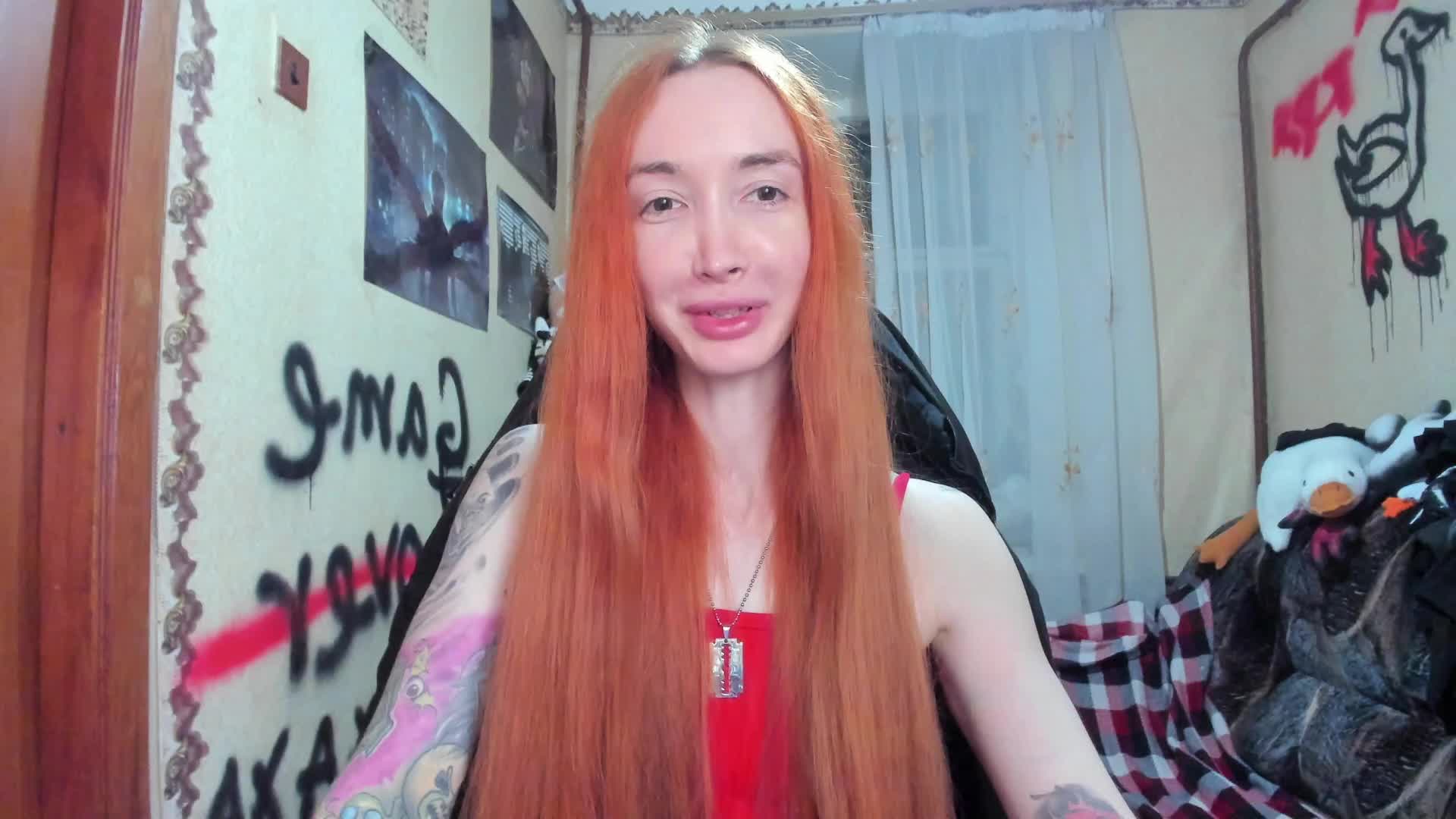 Roxy-Sun Cam Show Recorded 2025-05-13